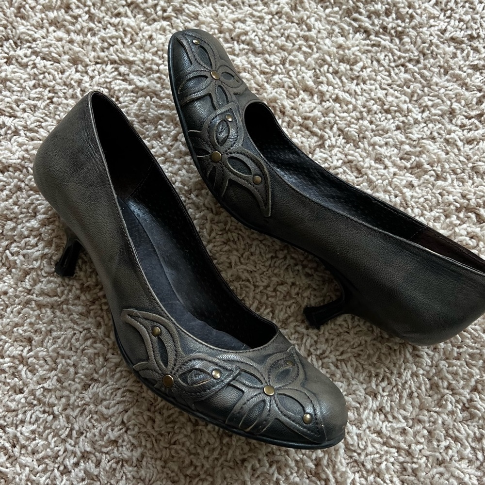 Andre Paris Heels
